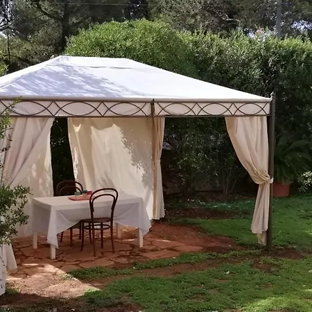 A Casa Di Laura Bed & Breakfast